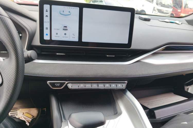 Used Geely Auto Preface 2024 2.0TD Xiaohan Edition Audio And AC Panel
