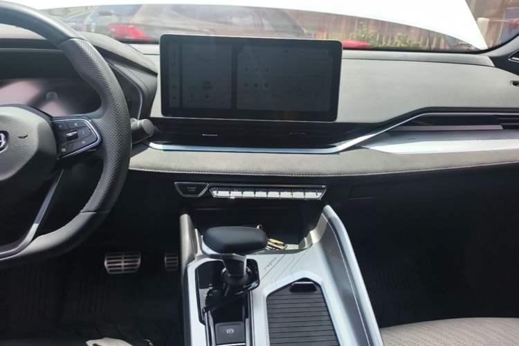 Used Geely Auto Preface 2024 2.0TD Xiaohan Edition Audio And AC Panel