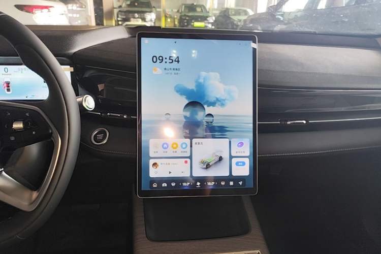 Used Geely Auto Preface 2024 Zhiqing 1.5TD Xingyun Edition Audio And AC Panel