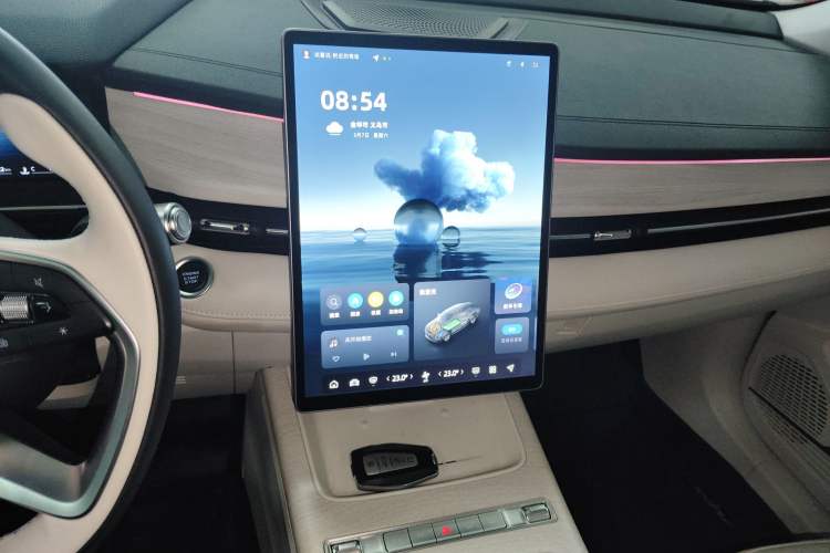 Used Geely Auto Preface 2024 Zhiqing 1.5TD Tiangong Edition Audio And AC Panel