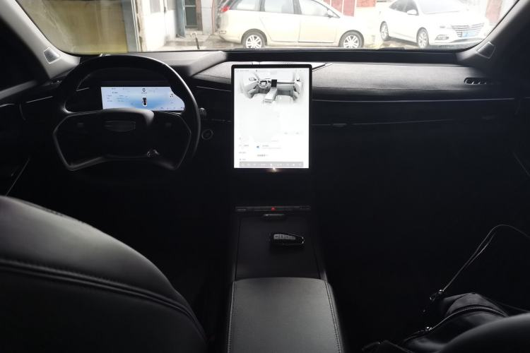 Used Geely Auto Preface 2024 Zhiqing 1.5TD Galaxy Edition Center Console