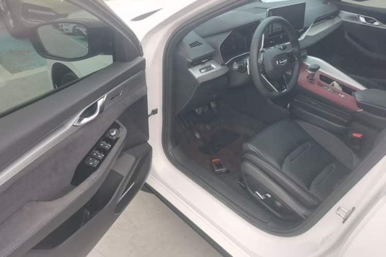 Used Geely Auto Preface 2024 2.0TD Xiaohan Edition Driver Seat