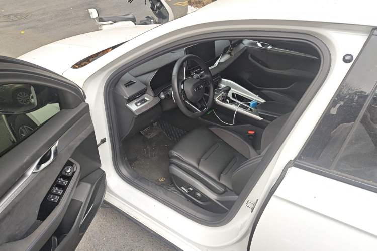 Used Geely Auto Preface 2024 2.0TD Qingyun Edition Driver Seat