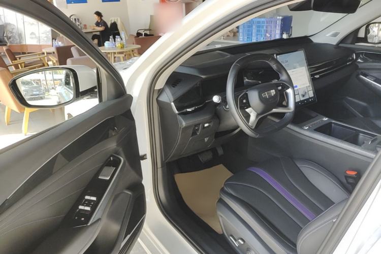 Used Geely Auto Preface 2024 Zhiqing 1.5TD Galaxy Edition Driver Seat