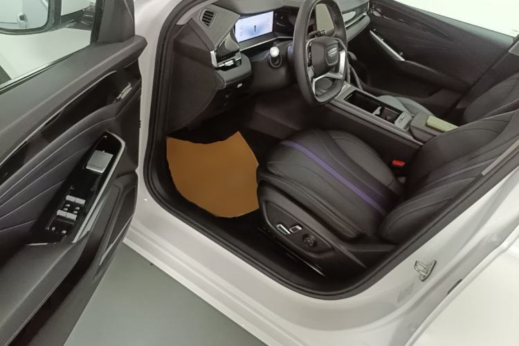 Used Geely Auto Preface 2024 Zhiqing 1.5TD Galaxy Edition Driver Seat