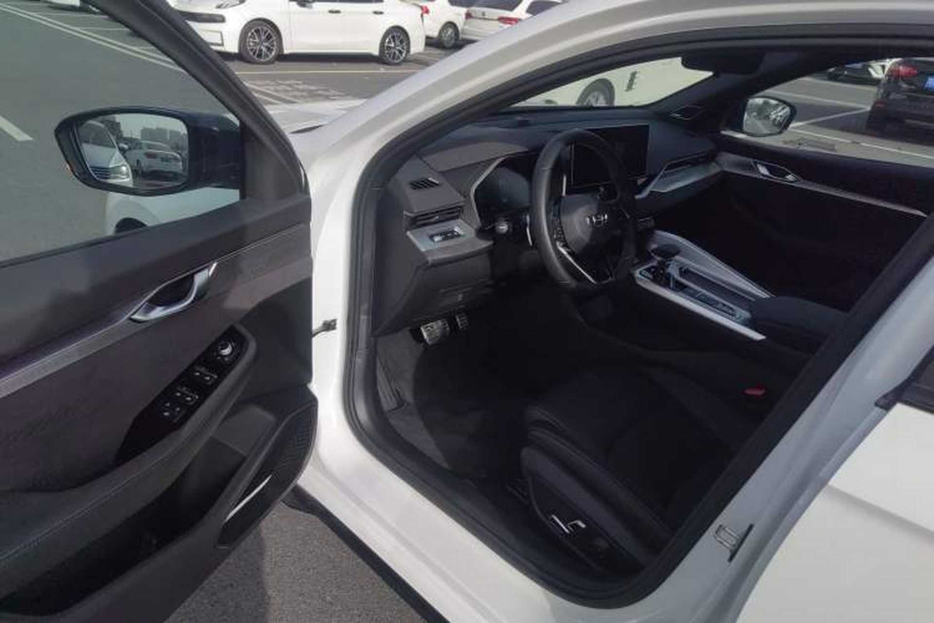 Used Geely Auto Preface 2024 2.0TD Qingyun Edition Driver Seat
