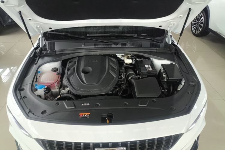 Used Geely Auto Preface 2024 2.0TD Qingyun Edition Engine Bay