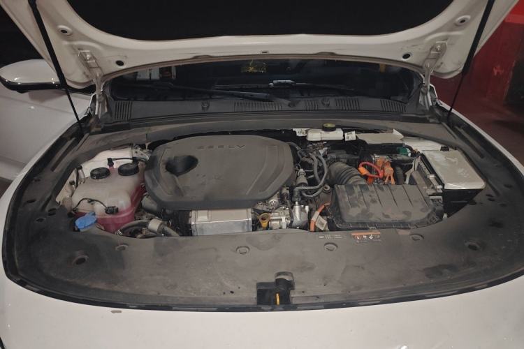 Used Geely Auto Preface 2024 Zhiqing 1.5TD Galaxy Edition Engine Bay