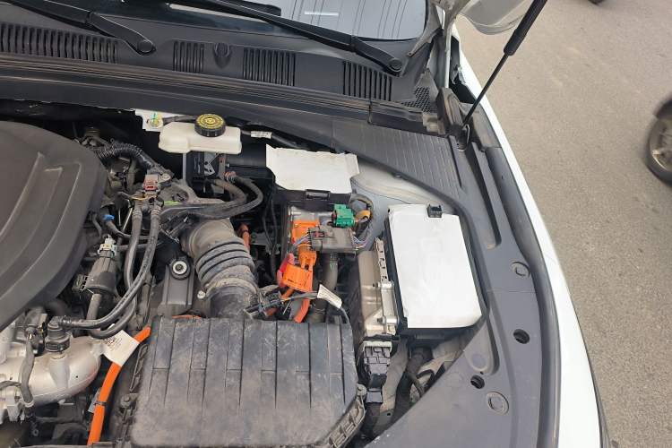 Used Geely Auto Preface 2024 Zhiqing 1.5TD Tiangong Edition Engine Bay Left
