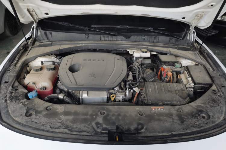 Used Geely Auto Preface 2024 Zhiqing 1.5TD Galaxy Edition Engine Bay