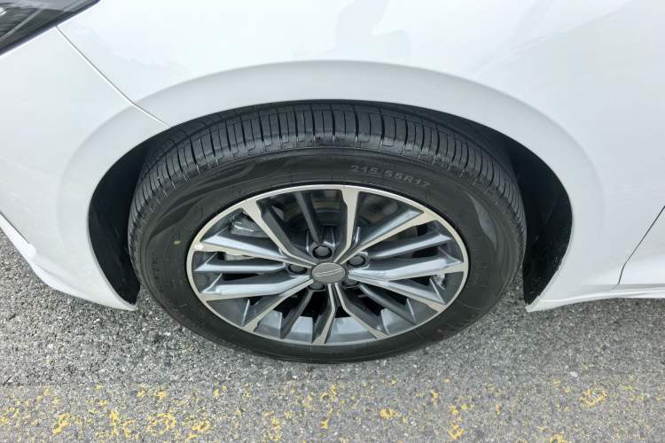 Used Geely Auto Preface 2024 Zhiqing 1.5TD Xingyun Edition Exterior 10