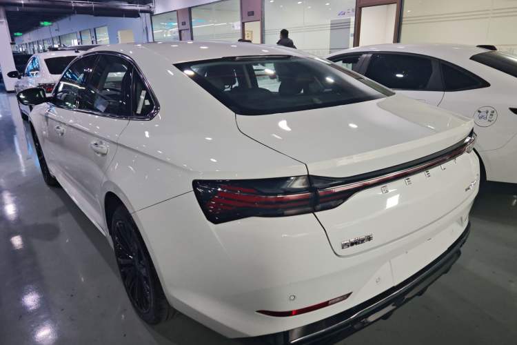 Used Geely Auto Preface 2024 Zhiqing 1.5TD Galaxy Edition Exterior 3