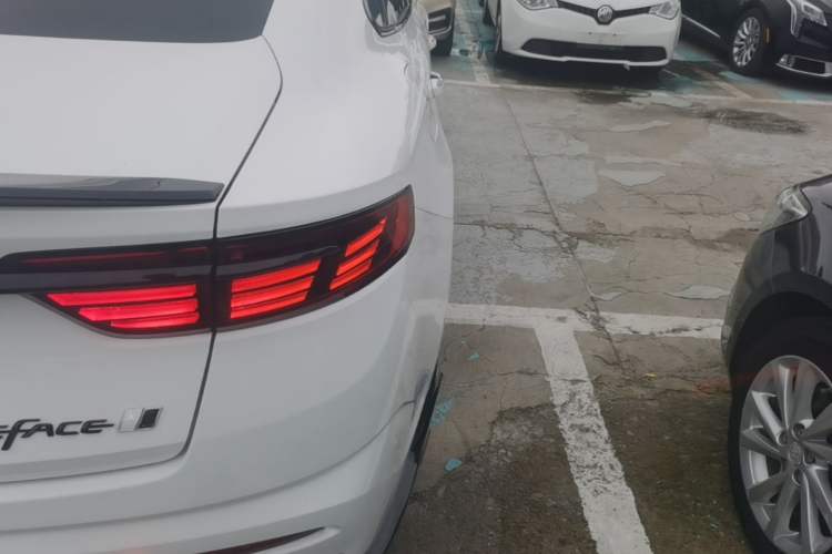 Used Geely Auto Preface 2024 2.0TD Xiaohan Edition Exterior 3