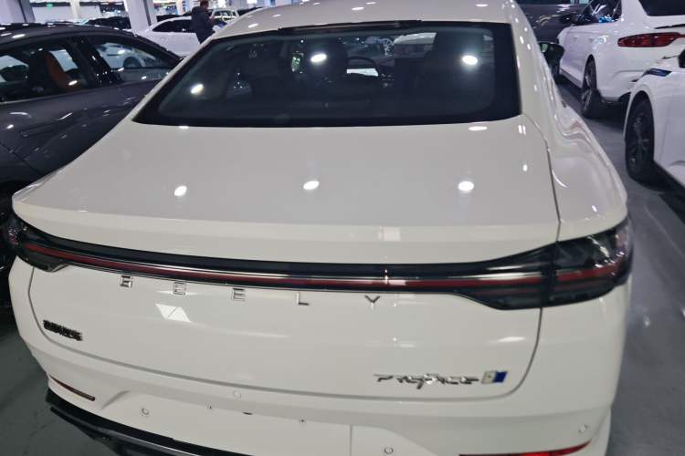 Used Geely Auto Preface 2024 Zhiqing 1.5TD Galaxy Edition Exterior 4