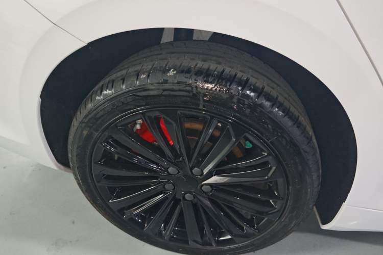 Used Geely Auto Preface 2024 Zhiqing 1.5TD Galaxy Edition Exterior 8