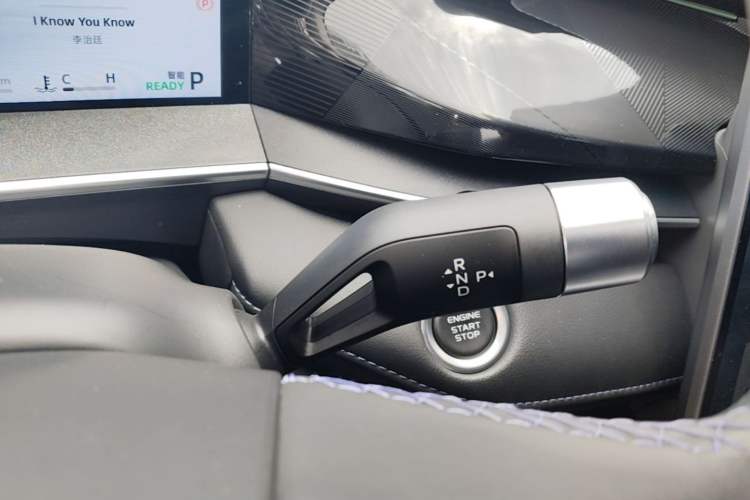 Used Geely Auto Preface 2024 Zhiqing 1.5TD Galaxy Edition Gear Lever