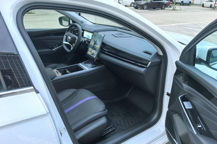 Used Geely Auto Preface 2024 Zhiqing 1.5TD Xingyun Edition Interior 10