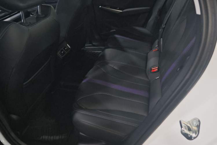 Used Geely Auto Preface 2024 Zhiqing 1.5TD Galaxy Edition Interior 4