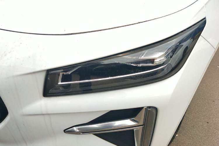 Used Geely Auto Preface 2024 Zhiqing 1.5TD Galaxy Edition Left Front Headlight