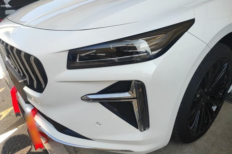 Used Geely Auto Preface 2024 Zhiqing 1.5TD Galaxy Edition Left Front Headlight