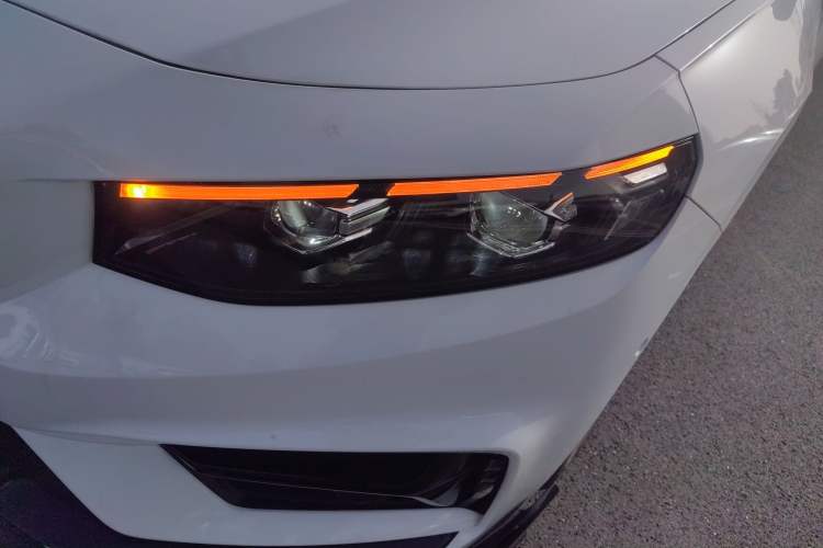 Used Geely Auto Preface 2024 2.0TD Qingyun Edition Left Front Headlight