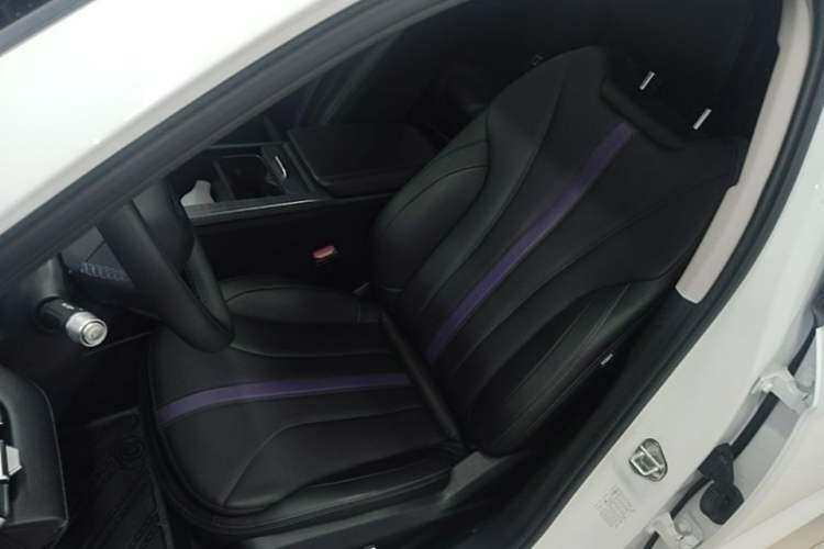 Used Geely Auto Preface 2024 Zhiqing 1.5TD Xingyun Edition Left Front Seat