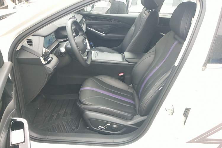 Used Geely Auto Preface 2024 Zhiqing 1.5TD Galaxy Edition Left Front Seat