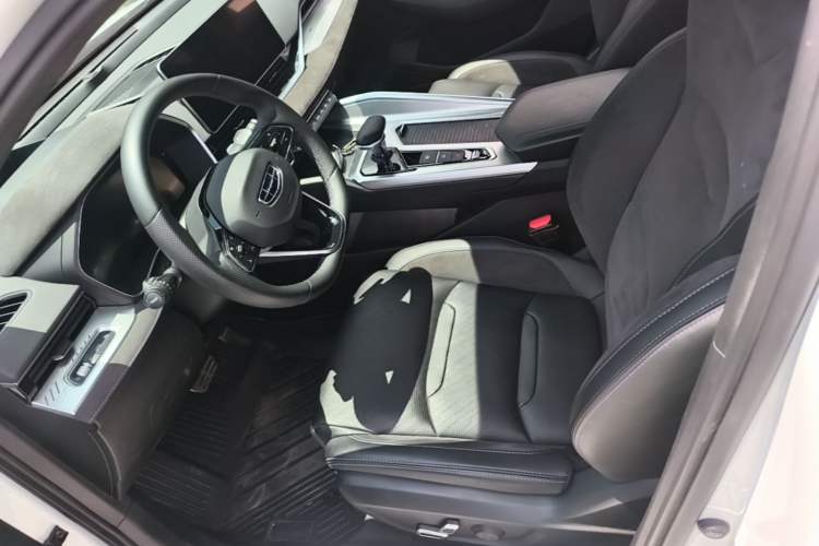 Used Geely Auto Preface 2024 2.0TD Xiaohan Edition Left Front Seat