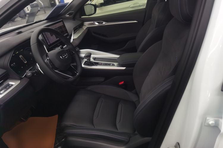 Used Geely Auto Preface 2024 2.0TD Qingyun Edition Left Front Seat