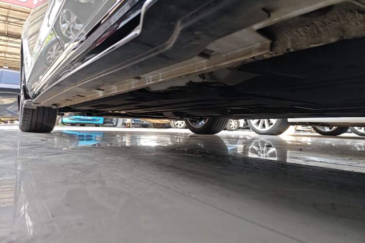 Used Geely Auto Preface 2024 2.0TD Qingyun Edition Left Side Sill