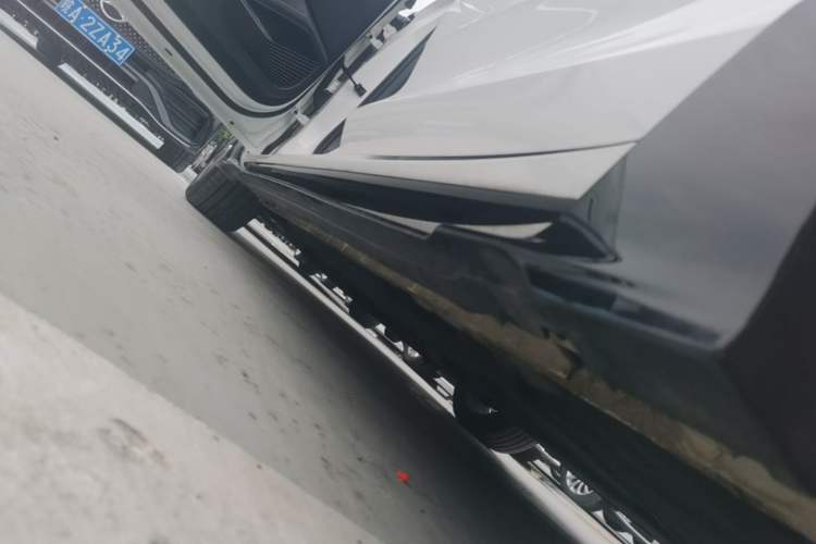 Used Geely Auto Preface 2024 2.0TD Xiaohan Edition Left Side Sill