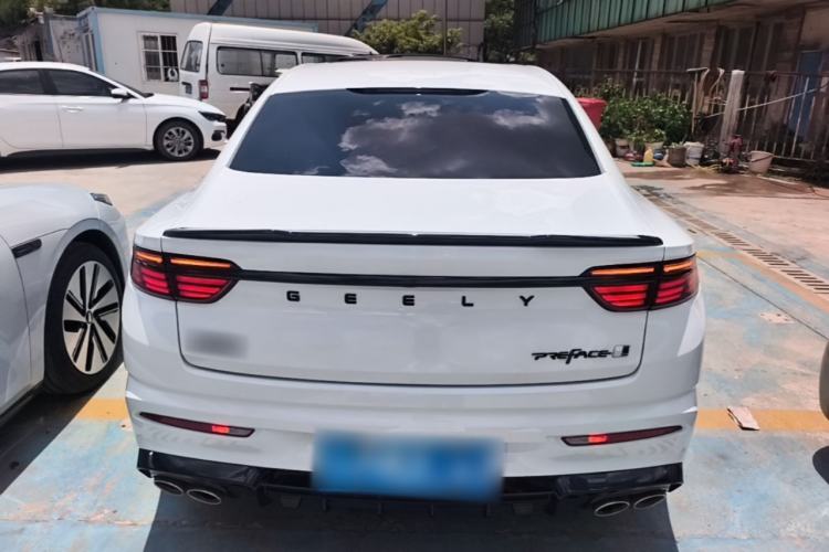 Used Geely Auto Preface 2024 2.0TD Xiaohan Edition Rear
