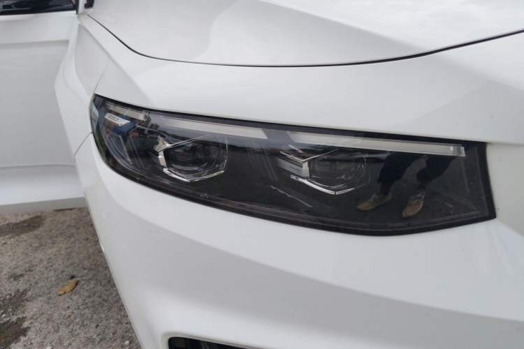 Used Geely Auto Preface 2024 2.0TD Xiaohan Edition Right Front Headlight