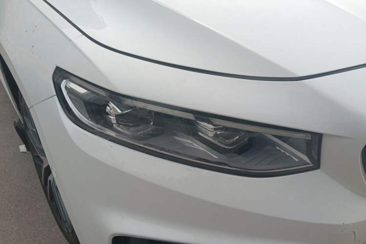 Used Geely Auto Preface 2024 2.0TD Qingyun Edition Right Front Headlight