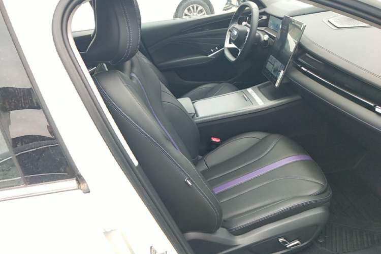 Used Geely Auto Preface 2024 Zhiqing 1.5TD Galaxy Edition Right Front Seat