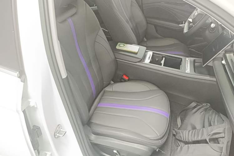 Used Geely Auto Preface 2024 Zhiqing 1.5TD Galaxy Edition Right Front Seat