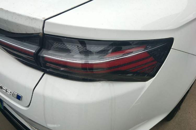 Used Geely Auto Preface 2024 Zhiqing 1.5TD Galaxy Edition Right Rear Taillight