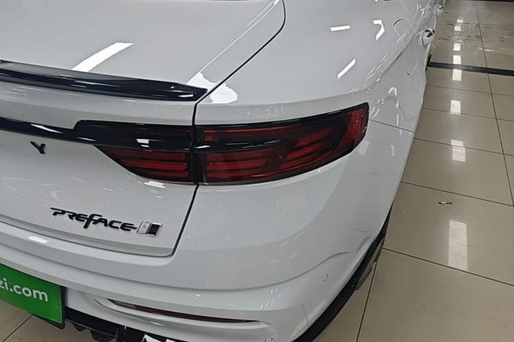 Used Geely Auto Preface 2024 2.0TD Qingyun Edition Right Rear Taillight