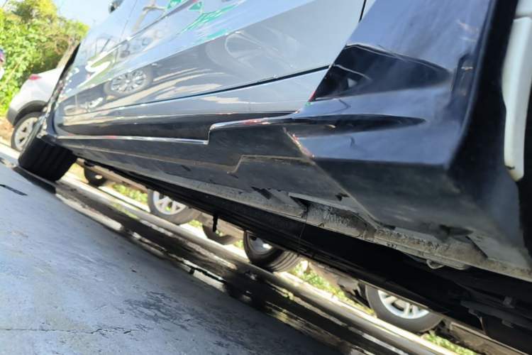 Used Geely Auto Preface 2024 2.0TD Qingyun Edition Right Side Sill