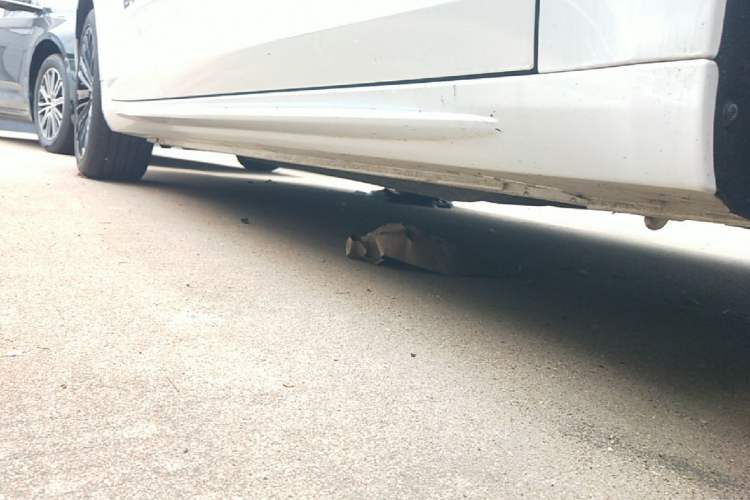 Used Geely Auto Preface 2024 Zhiqing 1.5TD Galaxy Edition Right Side Sill