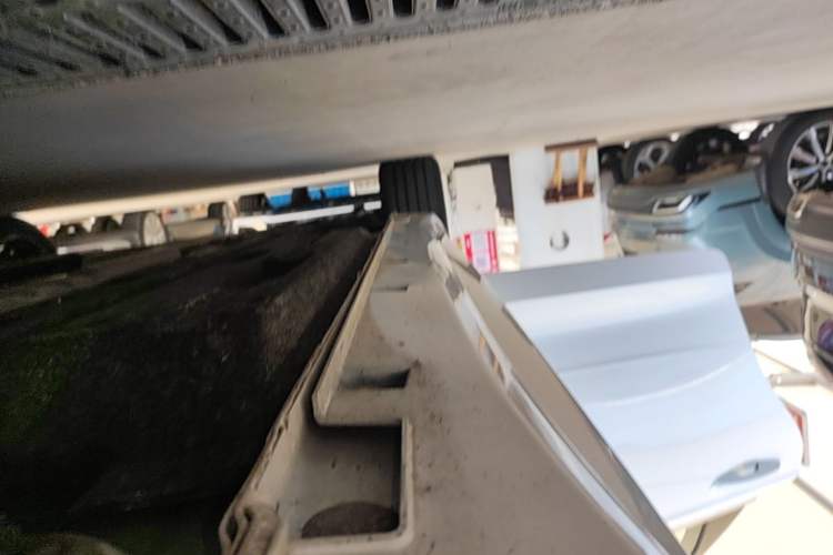 Used Geely Auto Preface 2024 Zhiqing 1.5TD Galaxy Edition Right Side Sill