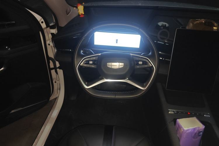 Used Geely Auto Preface 2024 Zhiqing 1.5TD Galaxy Edition Steering Wheel