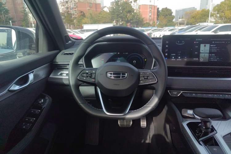 Used Geely Auto Preface 2024 2.0TD Qingyun Edition Steering Wheel