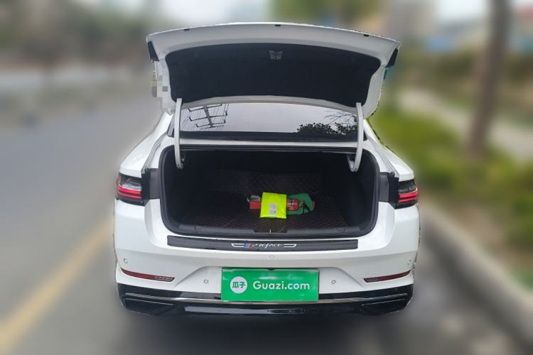 Used Geely Auto Preface 2024 Zhiqing 1.5TD Tiangong Edition Trunk