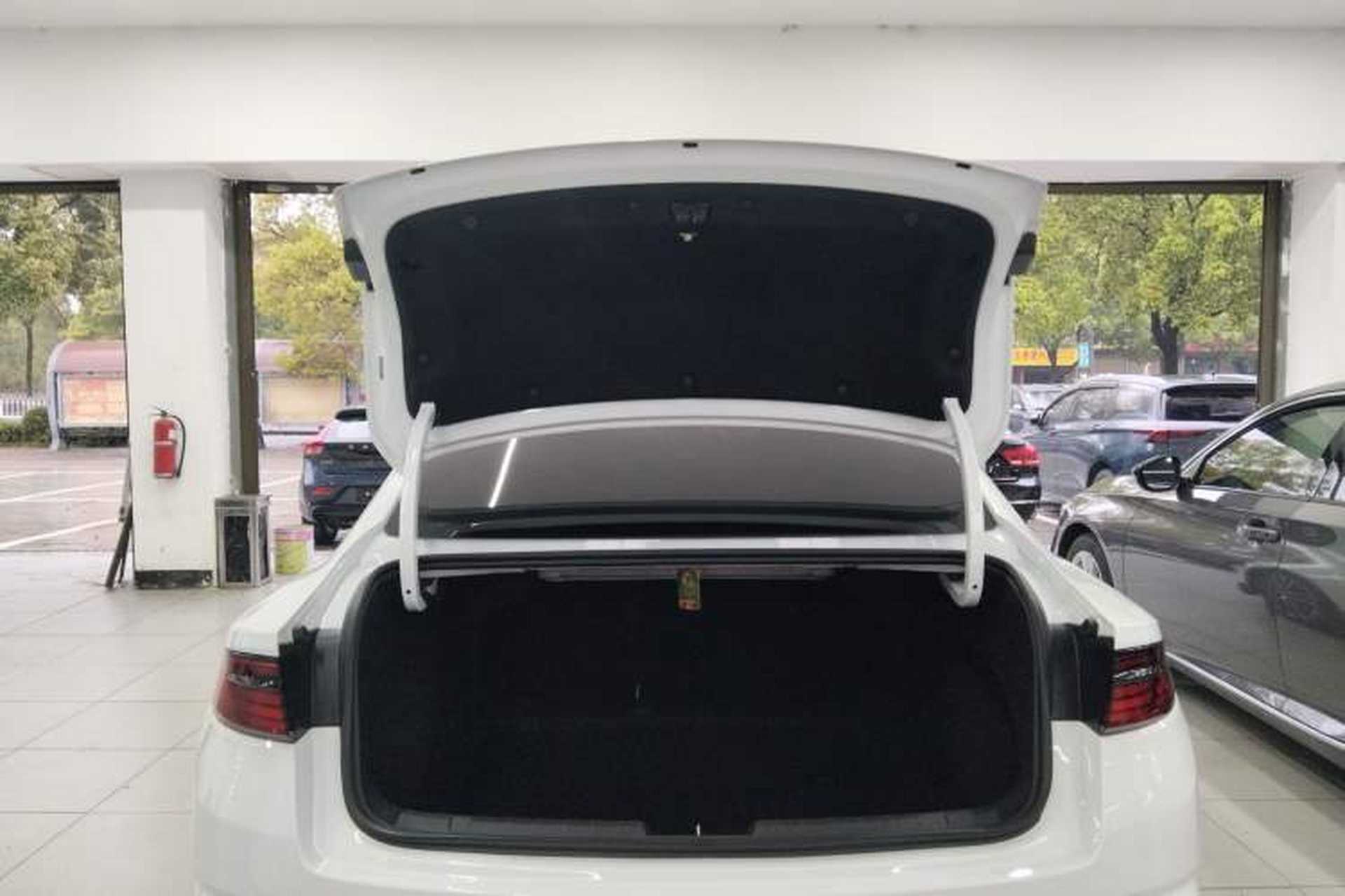 Used Geely Auto Preface 2024 2.0TD Qingyun Edition Trunk