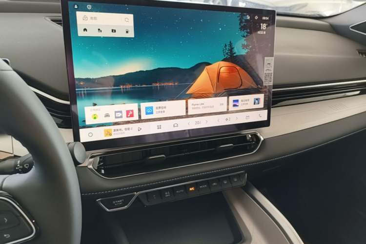 Used Geely Auto Preface 2025 Dongfang Yao 1.5TD Kunlun Edition Audio And AC Panel