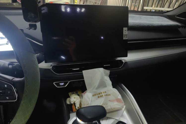 Used Geely Auto Preface 2025 Dongfang Yao 1.5TD Fuyao Edition Audio And AC Panel