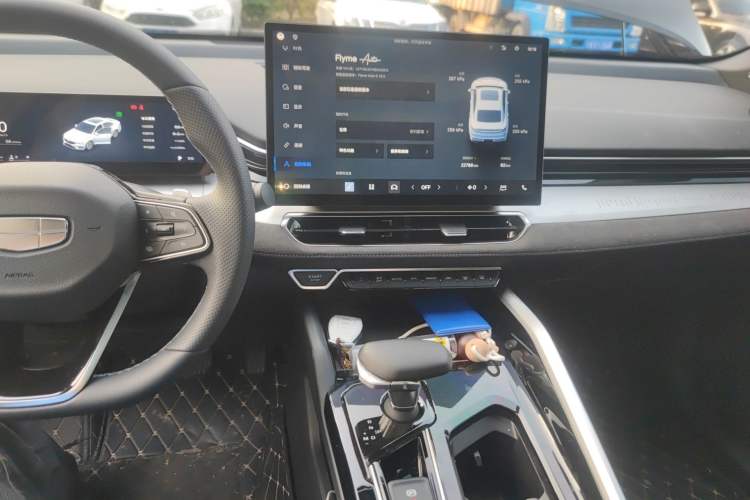Used Geely Auto Preface 2025 Dongfang Yao 2.0TD Jin Chao Edition Audio And AC Panel