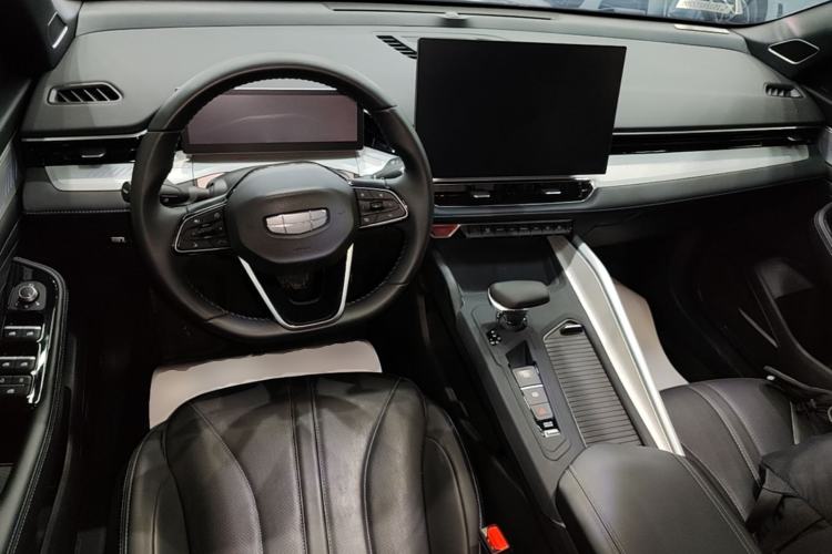 Used Geely Auto Preface 2025 Dongfang Yao 1.5TD Kunlun Edition Center Console