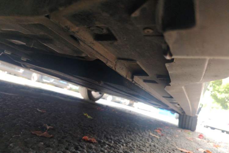 Used Geely Auto Preface 2025 Dongfang Yao 1.5TD Kunlun Edition Chassis Front Left